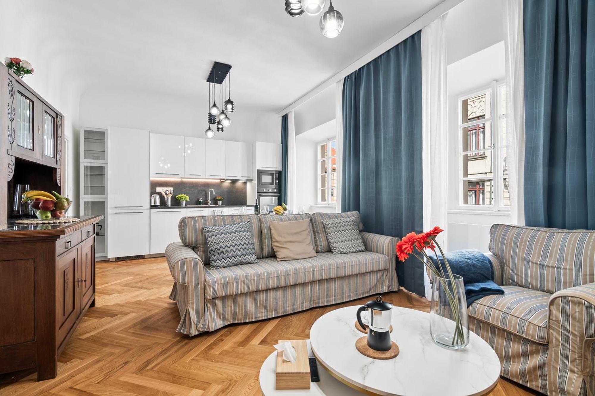 Old Town Square Apartments By Michal&Friends براغ المظهر الخارجي الصورة